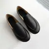 2026 Mocassins Simples de Nicho, Slip-Ons Confortáveis de Bico Redondo, Sapatos Rasos Versáteis Casuais, Sapatos Femininos, Respiráveis para o Verão