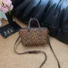 Bolso de mano de alta gama, estilo retro, para mujer, perfecto para comercio exterior; Nueva colección otoño/invierno 2026, bolso de hombro versátil y bolso cruzado elegante