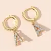 Amazon Transfronterizo Nuevos Pendientes de 26 Letras Pendientes Colgantes Incrustados de Circonita Joyería de Moda para Viajeros y Uso Casual para Mujeres