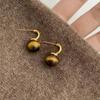 Pendientes Retro Imprescindibles para Otoño e Invierno Estilo Maillard para Mujer, Pendientes de Hoja de Arce, Esmalte Gotear Color Caramelo, Estilo Personalizado y Versátil