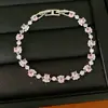 Pulsera con Hebilla Redonda Geométrica de Circonita Pulsera de Mano de Nicho de Lujo Ligero Joyería de Mano Individual de Moda Estilo Coreano de Alto Nivel