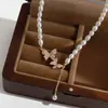 Collar Doble Mariposa de Perlas Retro Francés para Mujer, Cadena para Clavícula de Lujo Ligero de Nicho, Cadena para el Cuello Versátil y de Gama Alta para Uso Diario