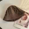 Gorro de cubo pequeño de jacquard tejido de hilo de cachemira estilo coreano para mujer, cálido de otoño e invierno, sombrero de pescador trenzado, estilo adulto moderno