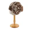 Gorro holgado de moda Otoño e Invierno 2025 Gorro fino para clima frío Gorro de punto Gorro de cuadros Posparto Hace que la cara se vea más pequeña