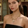 Estilo de Moda Lujo Ligero Transfronterizo Cadena para Clavícula de Concha Acero Inoxidable Chapado en Oro Accesorios de Concha de Cola de Pez Collar de Mujer de Venta Caliente Versátil