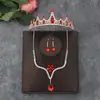 2025 Nueva Tiara de Corona Roja Traje de Boda de Tres Piezas Accesorios Collar Accesorios de Novia