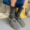 Calcetines de lana gruesos y cálidos nuevos para mujer de otoño e invierno, calcetines lindos de perro estilo coreano de moda de media pantorrilla, calcetines holgados
