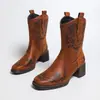 Comercio Exterior Transfronterizo 2026 Europeas y Americanas Puntiagudas Tacón Grueso Tacón Medio Bordadas de Ponerse Caña Alta Botas de Mezclilla Botas para Mujer 36-43 Tallas Grandes