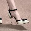 2025 Nuevo Estilo de Verano Bloques de Color Lazo Hueco Estilo Pequeño Fragante Versátil Clima Brisa Suave de la Tarde Zapatos de Tacón Alto para Dama