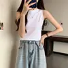 Chaleco con cuello de diseño para mujer 2024 Verano Delgado Interior Corto Tirantes Sin Mangas Top Delgado Moderno Venta al por Mayor