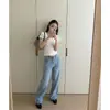 Camiseta branca de manga curta e gola redonda para mulheres, novo estilo de verão 2026, cor sólida, doce e apimentada, curta, justa ao corpo, top interno que valoriza a silhueta