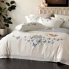 Jogo de Cama de Cetim Francês de Alta Contagem e Alta Densidade 100% Algodão Jogo de Quatro Peças Bordado Pesado Bordado de Borboleta Capa de Edredom 100% Algodão Puro Estilo para Todas as Estações