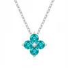 Colar Pequeno de Diamante Cor Paraíba, Corrente para Clavícula Flor de Quatro Folhas Pequena de Diamante para o Dia a Dia, Pingente de Flor Pequena em Prata S925, Estilo Xiaohongshu