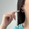 Pendientes Exquisitos Minimalistas Versátiles de Estilo Coreano, Cuadrados Geométricos con Goteo de Aceite y Tachuelas de Diamante, Pequeños y Lujosos, Pendientes de Venta Caliente Transfronteriza