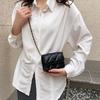 Mini bolso pequeño rombo simple para mujer 2023 nuevo estilo retro coreano elegante bolso cuadrado pequeño popular bolso de hombro para labial