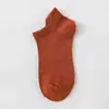Meias Baixas de Poliéster-Algodão Coloridas para Primavera e Verão, Meias Sapatilha Femininas de Estilo Liso e Fresco, Meias Femininas Lisas Versáteis para Venda por Atacado