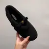 Zapatos Birkenstock de Peluche Estilo Coreano para Mujer 2026 Otoño/Invierno Nuevos Planos Suela Suave Zapatos Mary Jane Cálidos de Algodón