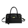 Nova bolsa feminina estilosa, bolsa transversal moderna, bolsa tote de alta qualidade, bolsa quadrada pequena chique e de grande capacidade para mulheres