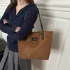 Bolsa de Ombro Simples e Fashion Estilo Coreano 2025 Nova Grande Capacidade Tendência Moda Bolsa de Mão Feminina Bolsa Tote de Axila