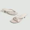 Zapatos de tacón alto de verano transfronterizos europeos y americanos al por mayor para mujer, sandalias y chanclas de punta cuadrada con tira y hebilla cuadrada negra con estampado de piedra