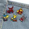 Lindo broche de Pikachu de dibujos animados superhéroe Pikachu Bebé Mágico Bao Ke Meng accesorios de insignia de personalidad