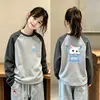 Roupa de baixo feminina com forro de fleece, novo estilo outono/inverno 2026, roupa íntima quente para estudantes, blusa de manga comprida com gola redonda para meninas, disponível nos tamanhos M e G