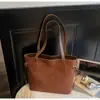 Bolso Vintage de Nicho para Mujer 2026 Nuevo de Moda Invierno de Gama Alta Versátil Bolso de Hombro Gran Capacidad Bolso Tote para Viajes