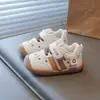 Zapatos para Bebé Niño 2026 Otoño Nuevos Suela Suave Zapatos para Caminar Infantiles Antideslizantes Ligeros Funcionales para Niños de 1 a 3 Años