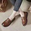Mocassins retrô de couro macio com sola grossa para mulheres, novo estilo outono 2026, sapatos de plataforma de couro confortáveis versáteis com bico redondo e sola macia