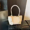 Bolsa de palha tecida de verão transfronteiriça, novo modelo 2026 para mulheres, bolsa de ombro versátil e estilosa de grande capacidade, bolsa de axila