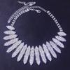 Cadena de cuello de diamantes simétricos de una sola fila transfronteriza europea y americana Cadena de cuello de bala moderna Joyería choker versátil para mujer