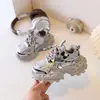 Zapatillas Dad Shoes para Niños 2026 Otoño Nuevo Modelo Zapatillas Deportivas para Correr para Niñas Zapatos para Niñas Zapatos Casuales Ligeros para Niños