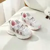 22-31 Nuevo Estilo Zapatos de Cuero para Niños Pequeños y Medianos Unisex Zapatos Deportivos para Bebés Suela Ligera Niños Niñas Correr
