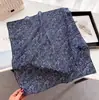 Novo Lenço Quadrado Pequeno de Algodão Puro Artístico Retrô Feminino Primavera e Outono Versátil Lenço Francês Lenço de Seda Enrolado de Algodão Lenço Decorativo para Cabeça
