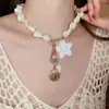 Collar Redondo de Concha Estilo Isla Romántico, Lujo Ligero y Sensación de Alta Gama, Cadena para Clavícula, Accesorio Versátil de Nicho para Vacaciones en la Costa para Mujeres