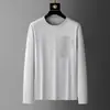 2025 Nueva Camiseta de Alta Calidad para Otoño e Invierno de Lujo Accesible con Cuello Redondo, Mangas Largas, Cierre de Cremallera, Bolsillo con Solapa, Diseño de Pantalones, Top Transpirable para Hombre