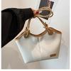 Bolso Vintage de Gran Capacidad con Patrón de Lichi para Mujer 2025 Primavera Nueva Llegada Bolso de Hombro Moderno para Axila Bolso Tote Sencillo para Viajero