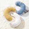 Nueva Almohada de Terciopelo de Peluche para Mascotas en Forma de Media Luna del Fabricante Z, Almohada para Gatos para Sueño Profundo, Almohada en Forma de U, Al por Mayor en Stock