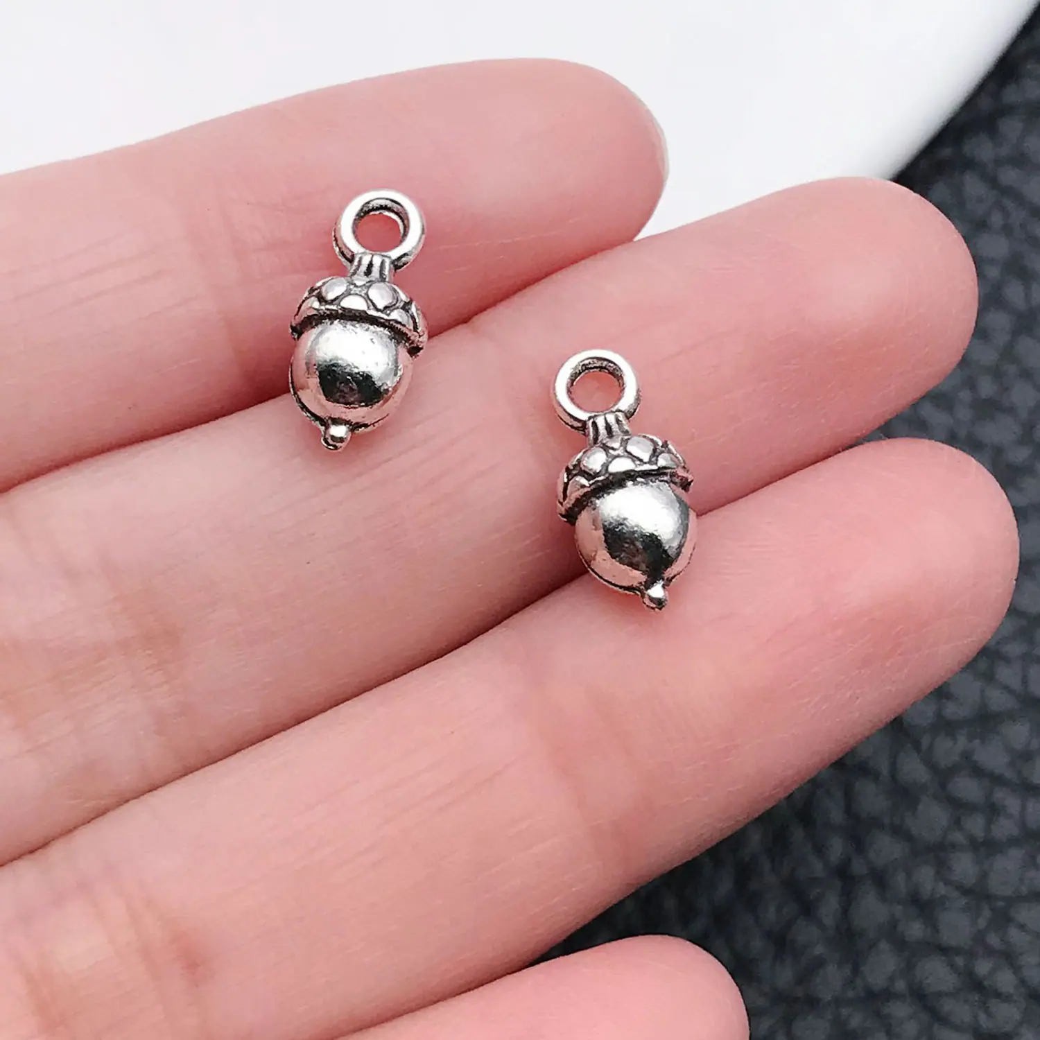 9024-SG-古银松果6x13mm-锌合金-1g