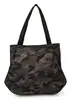 Bolso tote grande de camuflaje vintage relajado con un diseño abierto simple y de gran capacidad, bolso de hombro diario estilo coreano