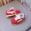 Zapatillas Deportivas para Niños 2026 Otoño Nuevo Modelo Moda Retro para Niños Zapatillas de Entrenamiento Alemanas Malla para Niñas Versátiles Suela Suave Tenis