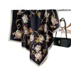 Bufanda Avanzada Camelia Estilo Coreano 90cm Bufanda de Seda Twill Nuevo Estilo Cadena Bufanda Cuadrada Grande Chal Protector Solar Pañuelo para la Cabeza Mujer