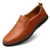 Zapatos de cuero casual de negocios para hombre, cómodos, de piel de vaca, transpirables, cómodos, populares, clásicos, tipo papá, talla grande, zapatos casuales para hombre