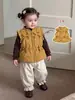 Colete de algodão estilo retrô para meninas, colete acolchoado de inverno com gravata borboleta, top sem mangas de bolinhas para crianças, roupa de inverno para bebês meninas