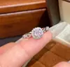 Anillo de cadena de circón con diamante cuadrado esmeralda para comercio electrónico transfronterizo, deslumbrante alternativa de anillo de bodas, sensación de alta gama, delicado y exquisito para el dedo índice