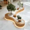 Centro Comercial Macetero Curvo con Banco Asiento para Paisajismo Exterior Integrado con Tira de Luz LED Oficina de Ventas Forma Irregular Plantación