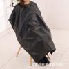 Venta al por mayor de fábrica tela de barbero todo tipo de especificaciones corte de cabello adulto barbero teñido de cabello tela delantal chal tela de barbero