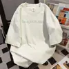 Estampa de Letras Graffiti Retrô Americano Verão 2025 Nova Camiseta de Manga Curta Feminina Casual Solta Gola Redonda Top Tendência