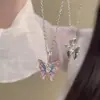 Collar de Mariposa con Perlas Ins Explosivo Lujo Ligero Versátil para Mujer Cadena de Clavícula de Alta Gama Moda Distintiva Verano