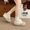 Zapatos modernos, adelgazantes y forrados de felpa estilo Birkenstock para el invierno 2026: zapatos de algodón nuevos, de suela gruesa, elegantes, cálidos y lindos para usar al aire libre